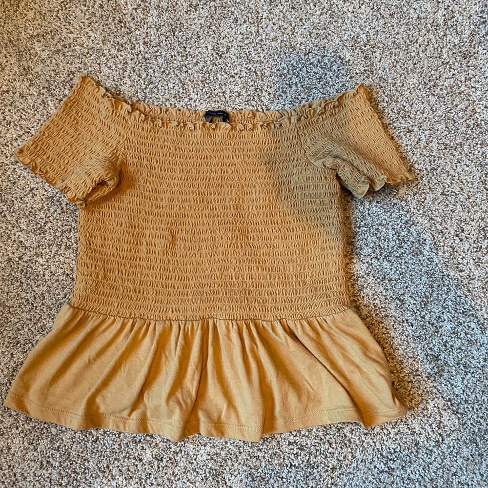 AE Off the shoulder